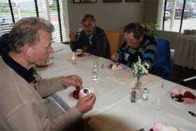 32 Een smakkelijk toetje.jpg