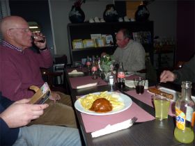 35 Een warme hap en een koel drankje.jpg