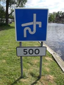 13 Trouwens wat betekend dit bord.jpg