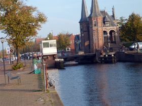 16 Jack en Harrij aan de ander kant bij de Waterpoort.jpg