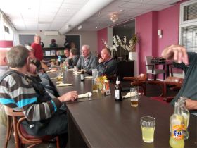 29 Wachten op de bestelling.jpg