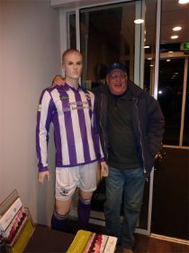 33_Voetbalfan Cor in Aduard.jpg