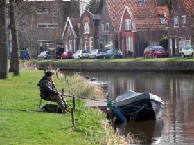 12_Manfred bij een bootje.jpg