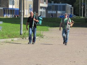 17 Onze wandelaars.jpg